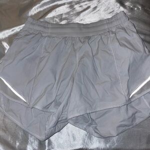 Lululemon Hotty Hot Shorts Size 6